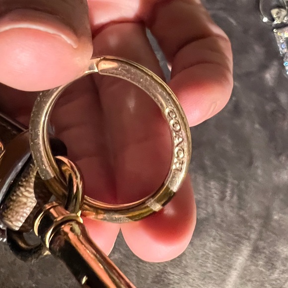 Michael Kors LOVE purse charms and Coach Key Fob Bundle w/ white bag included - Picture 7 of 13